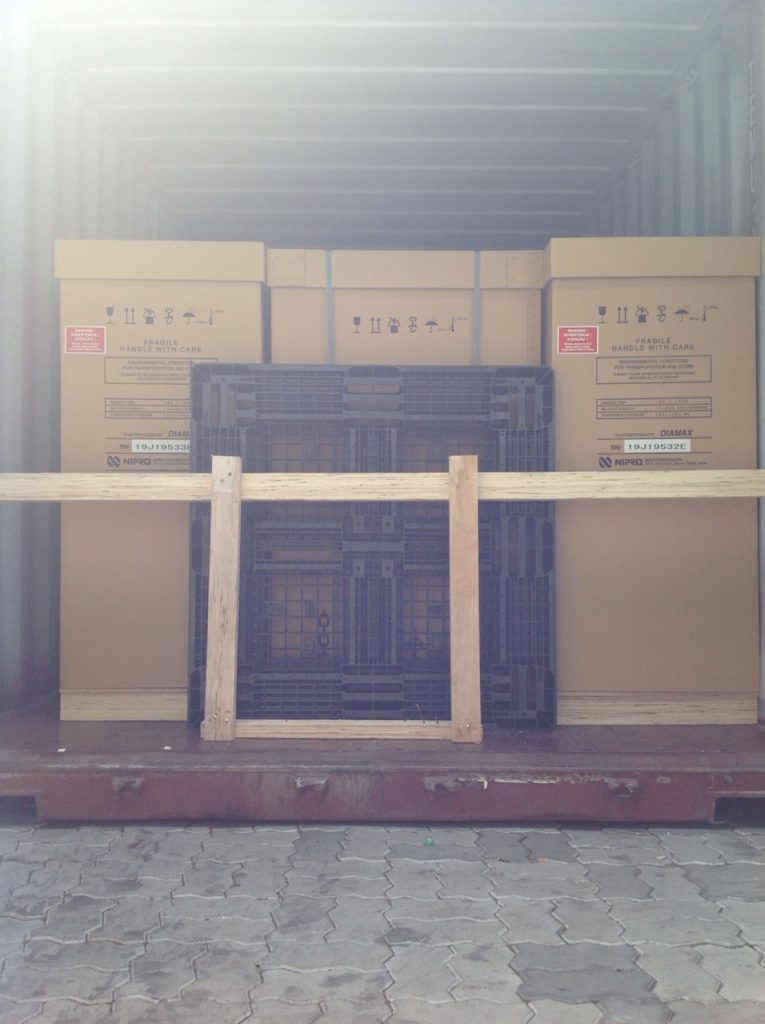 Hình ảnh kiểm hóa hàng máy chạy thận nhân tạo tại cảng cát lái - tphcm